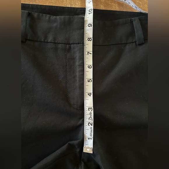 Ann Taylor Signature Black Women's Bermuda Shorts, Size 12 - Picture 9 of 11